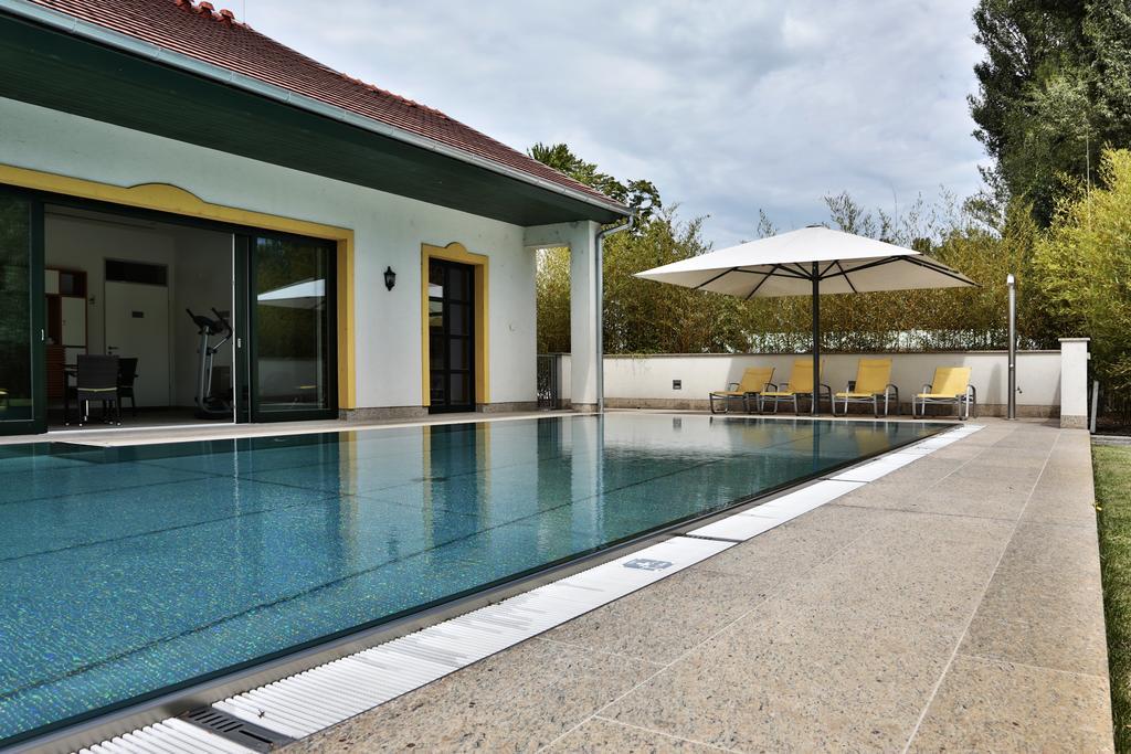 Hubertus Hof Landhotel Balatonfenyves Luaran gambar