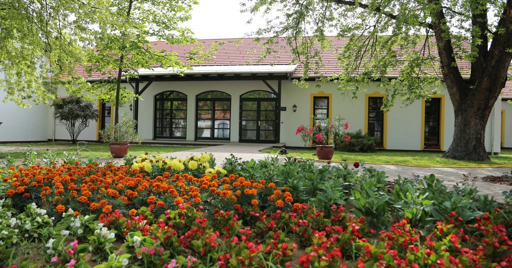 Hubertus Hof Landhotel Balatonfenyves Luaran gambar