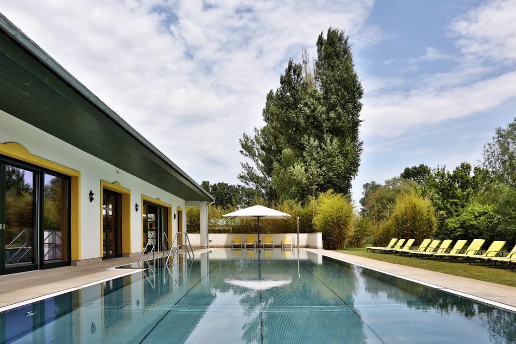 Hubertus Hof Landhotel Balatonfenyves Luaran gambar