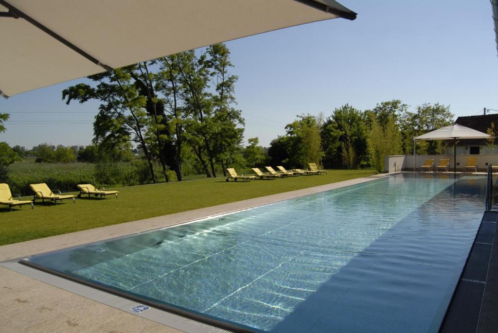 Hubertus Hof Landhotel Balatonfenyves Luaran gambar